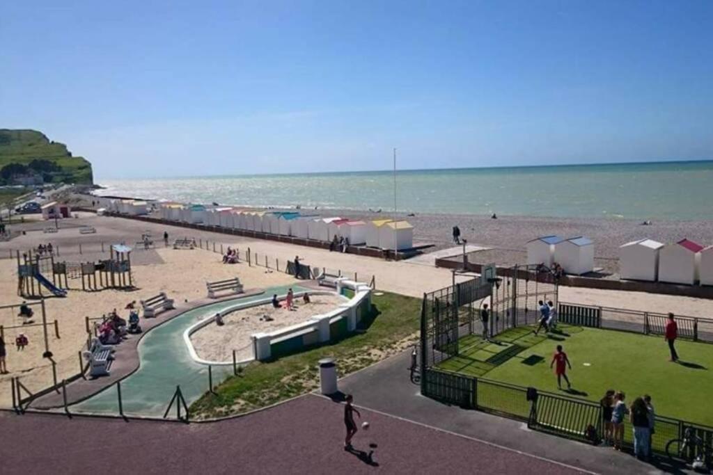 Rez De Jardin Vue Mer Costa Bella Криел-сюр-Мер Екстериор снимка